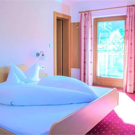 Bed & Breakfast Schneider 3*